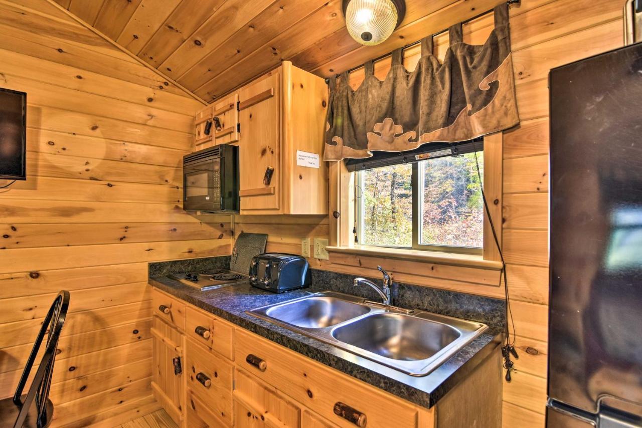 Pet-Friendly Semper Fi Cabin With Fire Pit! Villa Parsons Exterior photo